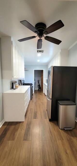 Newly Furnished Pool House * Los Ángeles